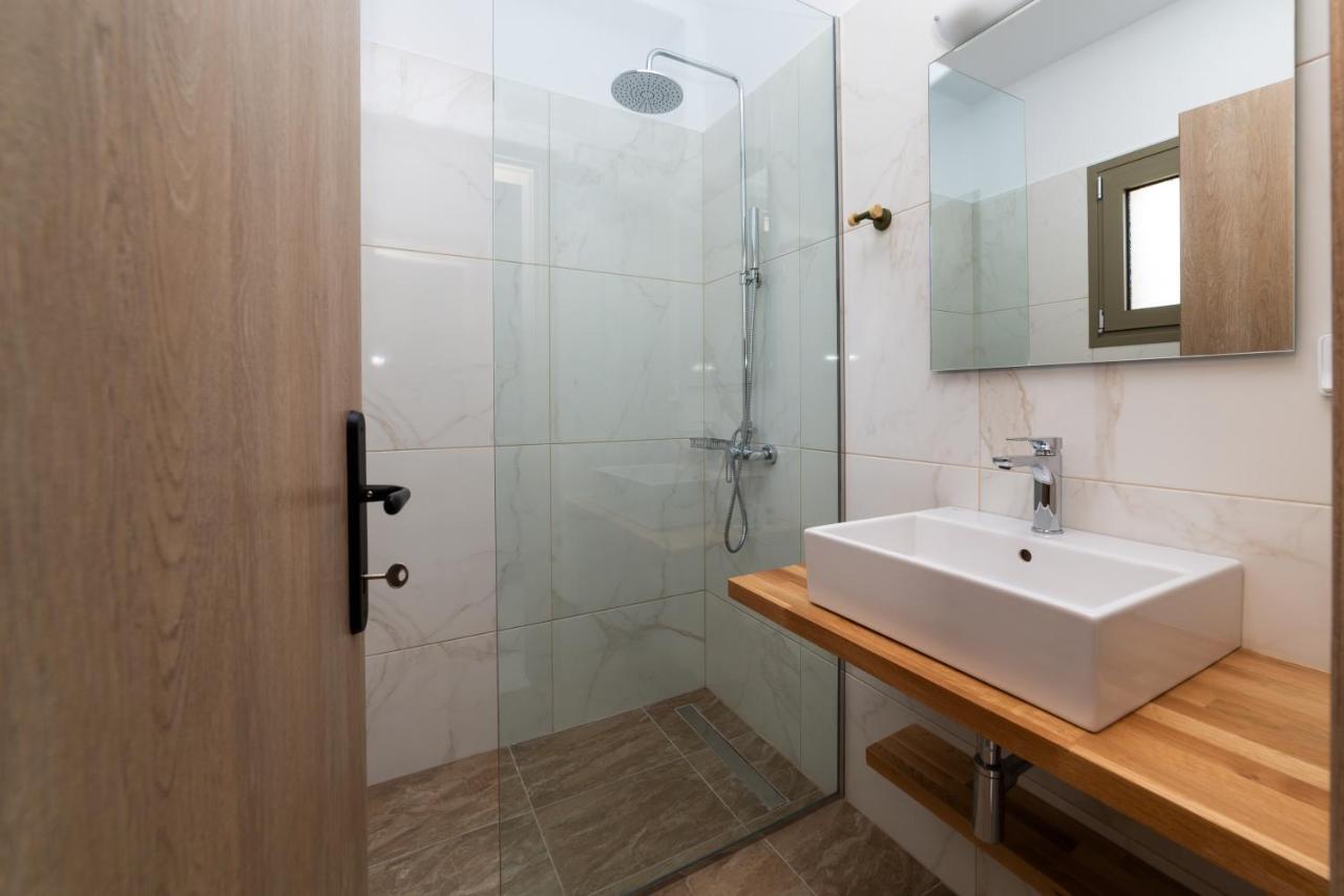 Vóvikes Sky View Suites Kefalonia מראה חיצוני תמונה