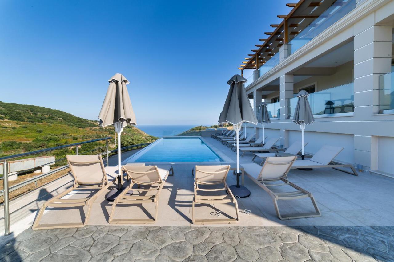 Vóvikes Sky View Suites Kefalonia מראה חיצוני תמונה