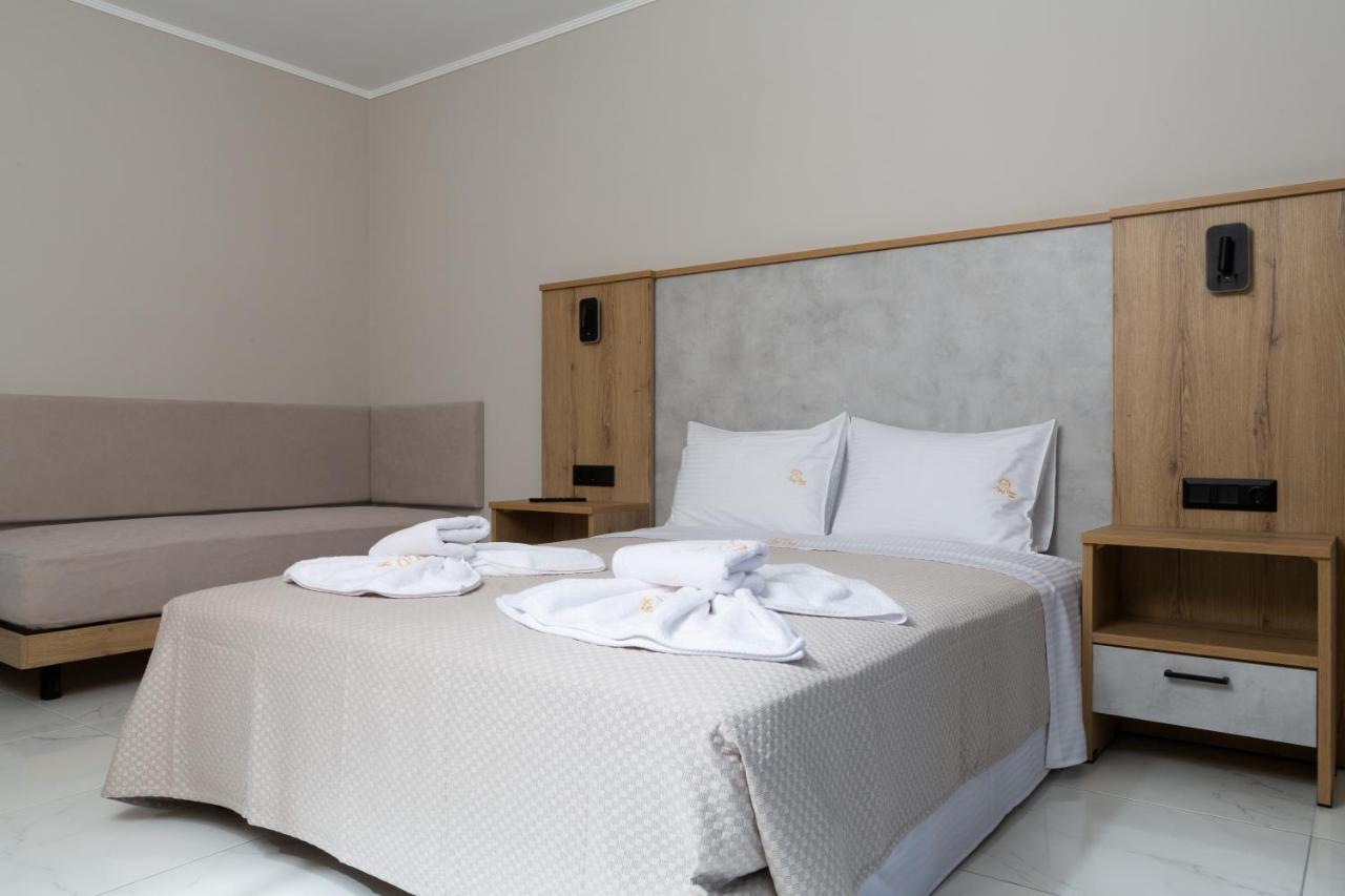 Vóvikes Sky View Suites Kefalonia מראה חיצוני תמונה