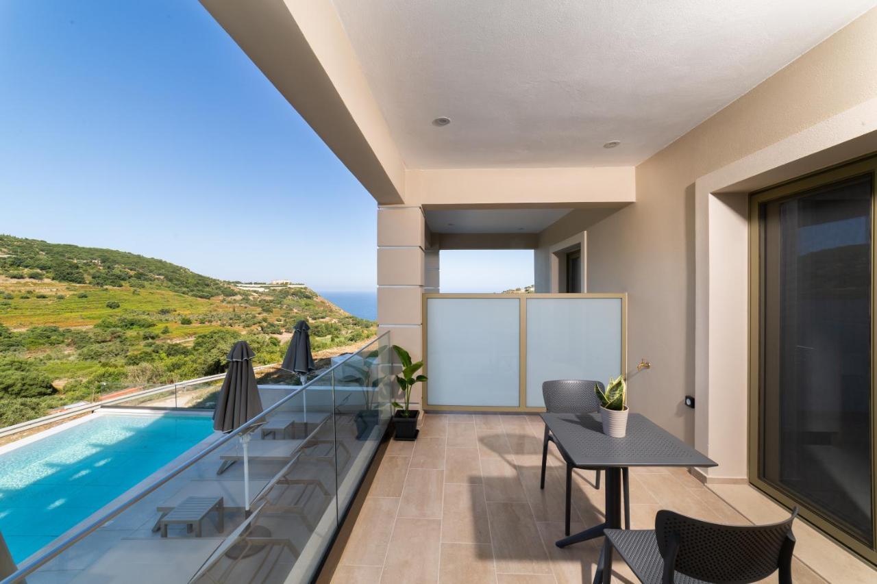 Vóvikes Sky View Suites Kefalonia מראה חיצוני תמונה