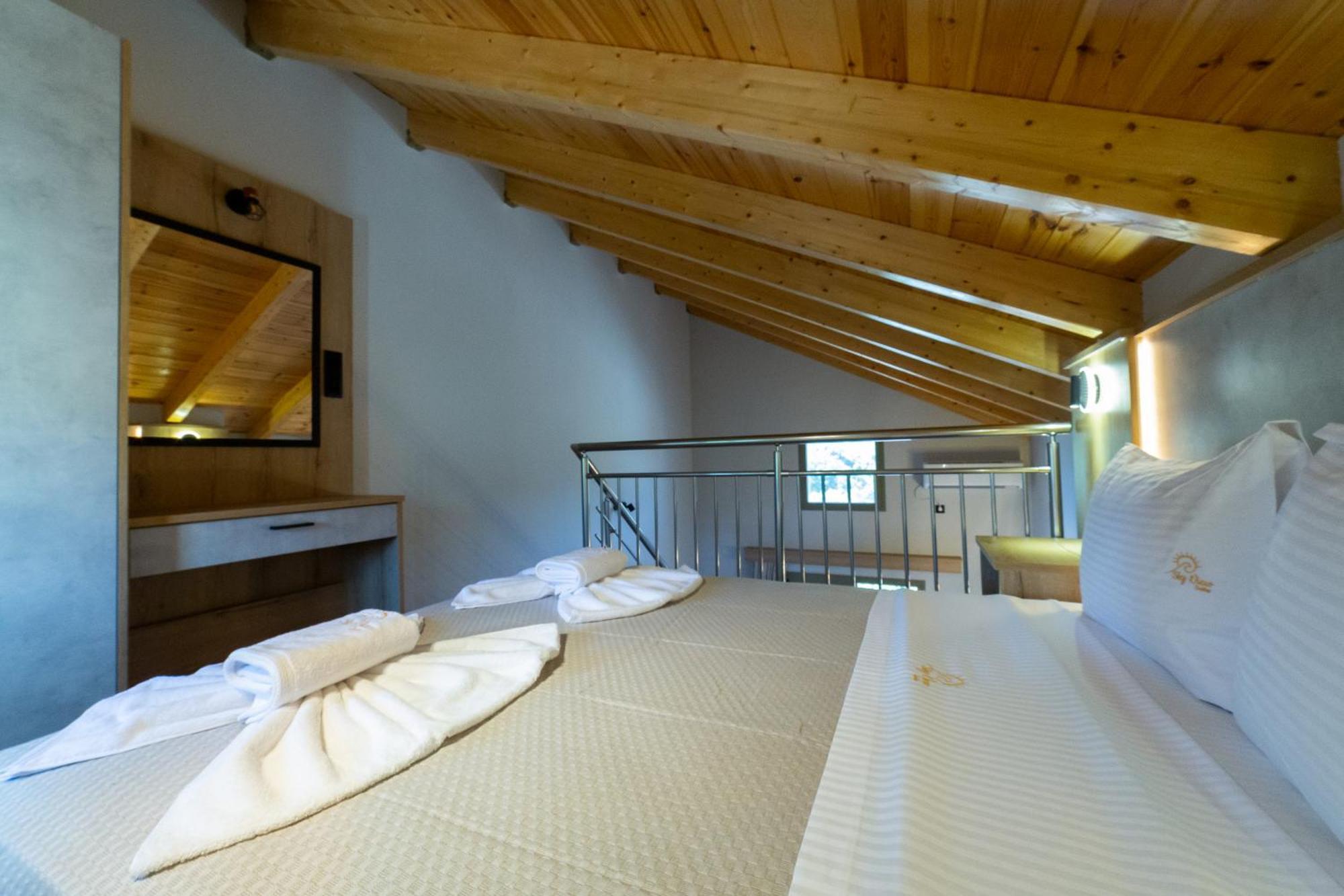 Vóvikes Sky View Suites Kefalonia מראה חיצוני תמונה